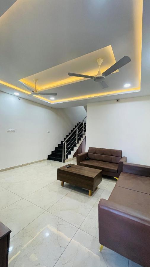 Luxurious 3 Bhk Villa In Bhuj - Shivani Homestay Eksteriør billede