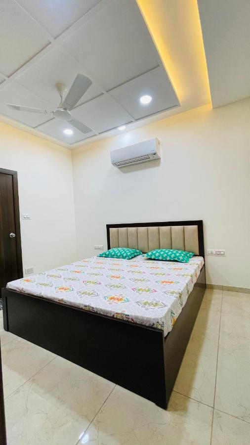 Luxurious 3 Bhk Villa In Bhuj - Shivani Homestay Eksteriør billede